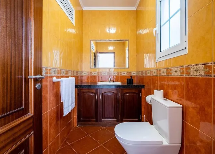 Batalha Family House Fenais da Luz