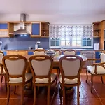 Batalha Family House Holiday home Fenais da Luz