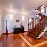 Batalha Family House Holiday home