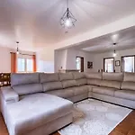 Batalha Family House *