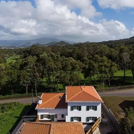 Holiday home Batalha Family House