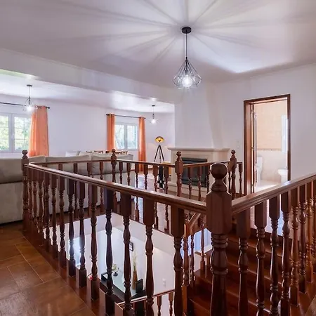 Nyaraló Batalha Family House Fenais da Luz