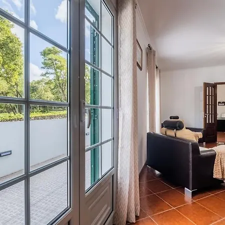 Batalha Family House Holiday home