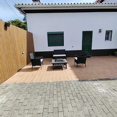 Batalha Family House * Fenais da Luz