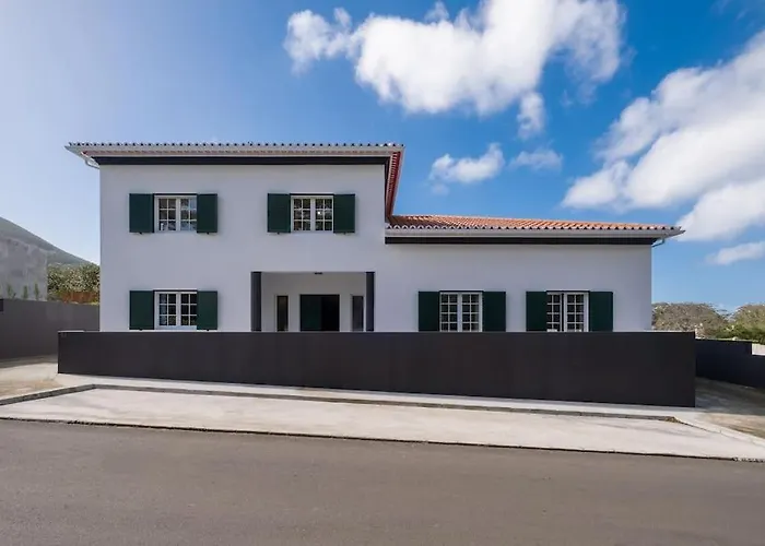 Batalha Family House Tatil Evi