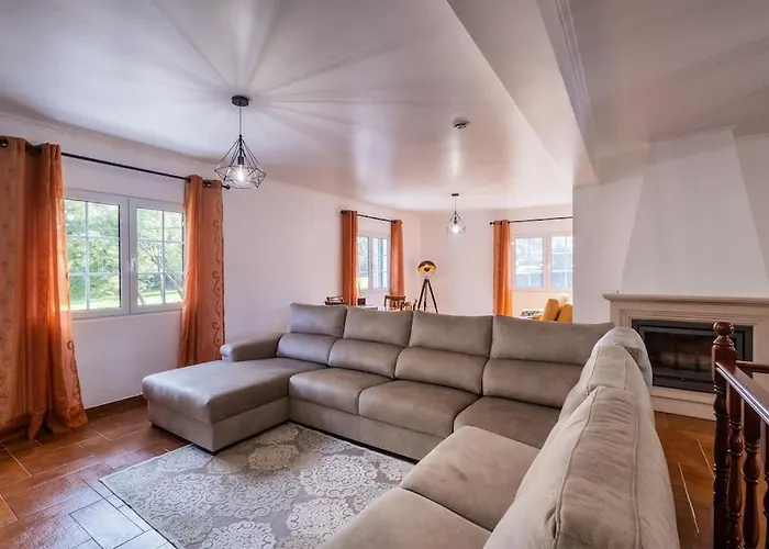 Batalha Family House Tatil Evi *