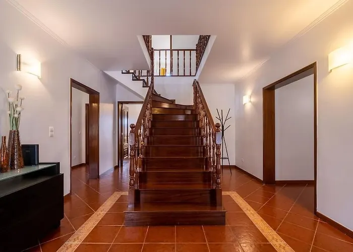 Batalha Family House Tatil Evi Fenais da Luz