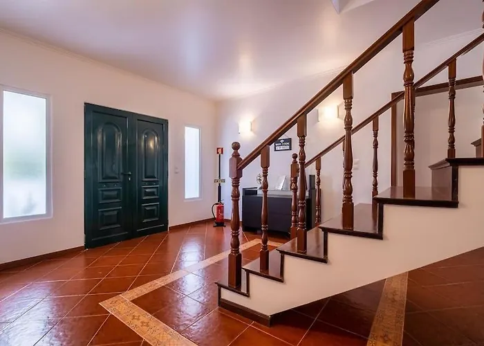 Batalha Family House Tatil Evi