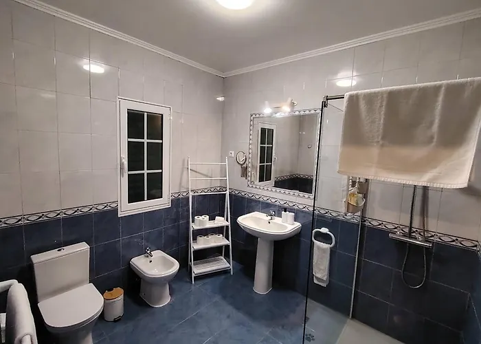 Tatil Evi Batalha Family House Fenais da Luz