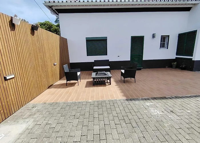 Batalha Family House * Fenais da Luz