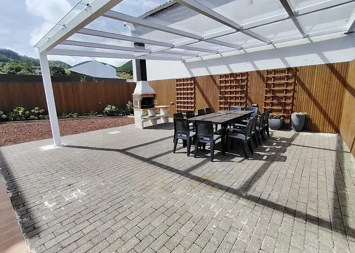 Casa de Férias Batalha Family House